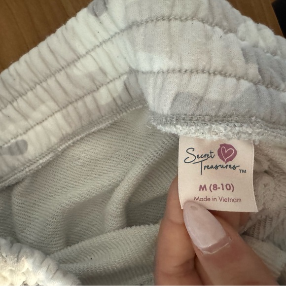 Secret Treasures: Light gray camo sweatpants - Picture 7 of 7